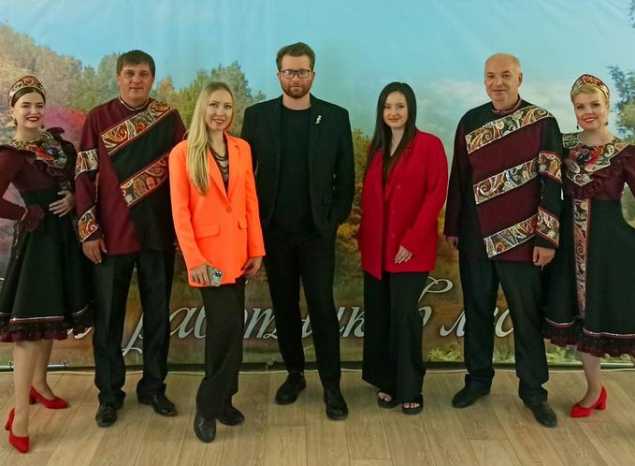 Артисты «Пензаконцерта» поздравили работников лесного хозяйства с профессиональным праздником